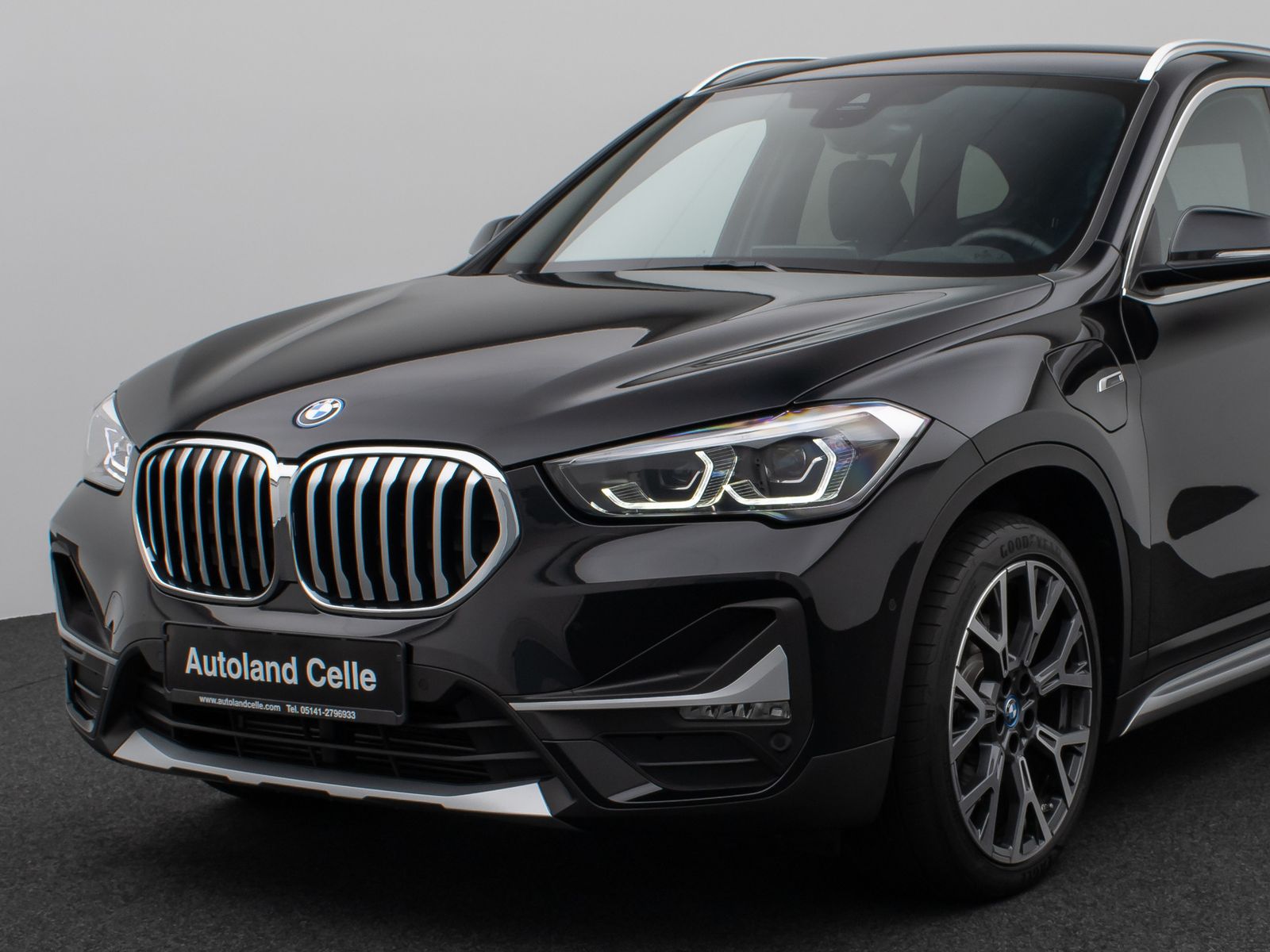 Fahrzeugabbildung BMW X1 xD25e xLine Kamera HUD DAB H/K Komfort Sport