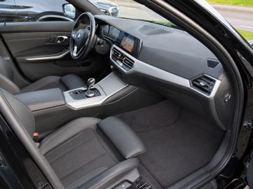 BMW 320 - 9