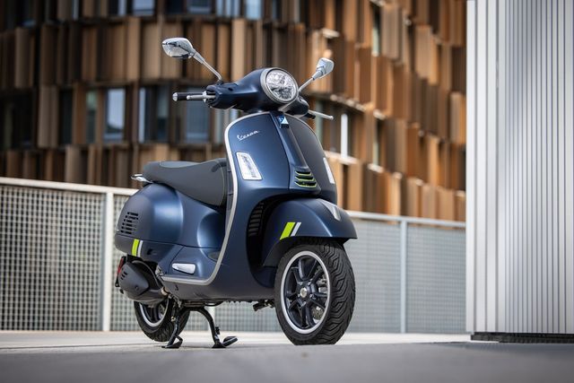 Vespa GTS 125 SuperTech blau -New Ride - sofort!