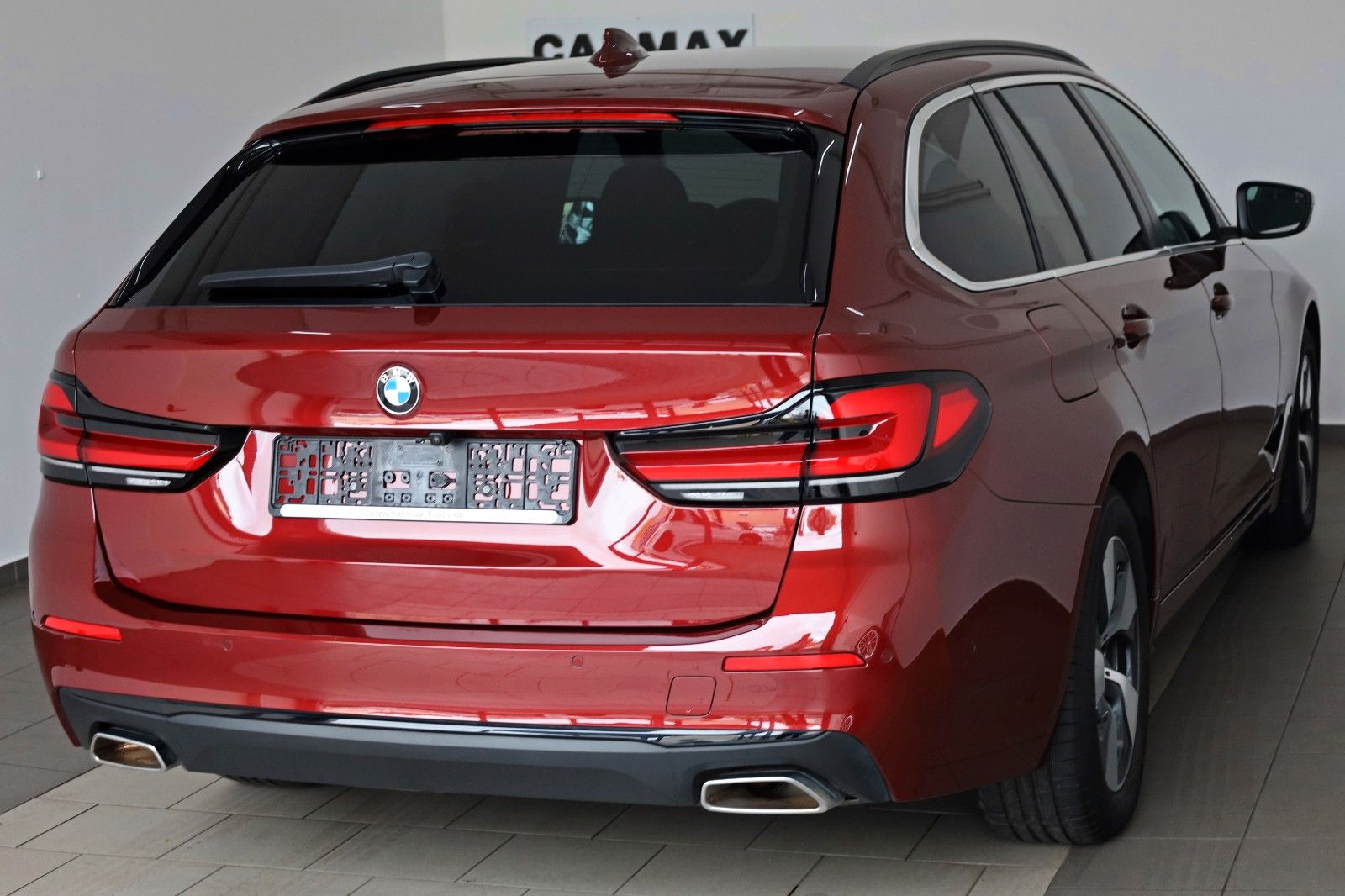 Fahrzeugabbildung BMW 520 d xDrive,Leder,Navi,LED,Kamera,Standhz.+WR
