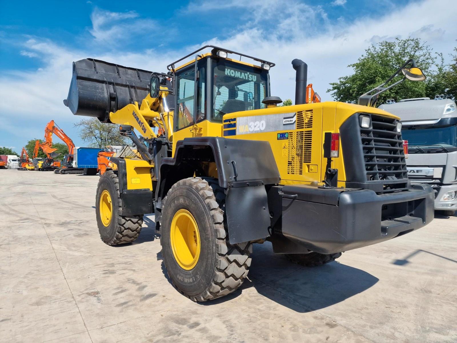 Komatsu WA320-6, 2011, 7.523h,