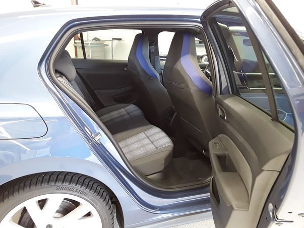 Volkswagen Golf - Bild 9