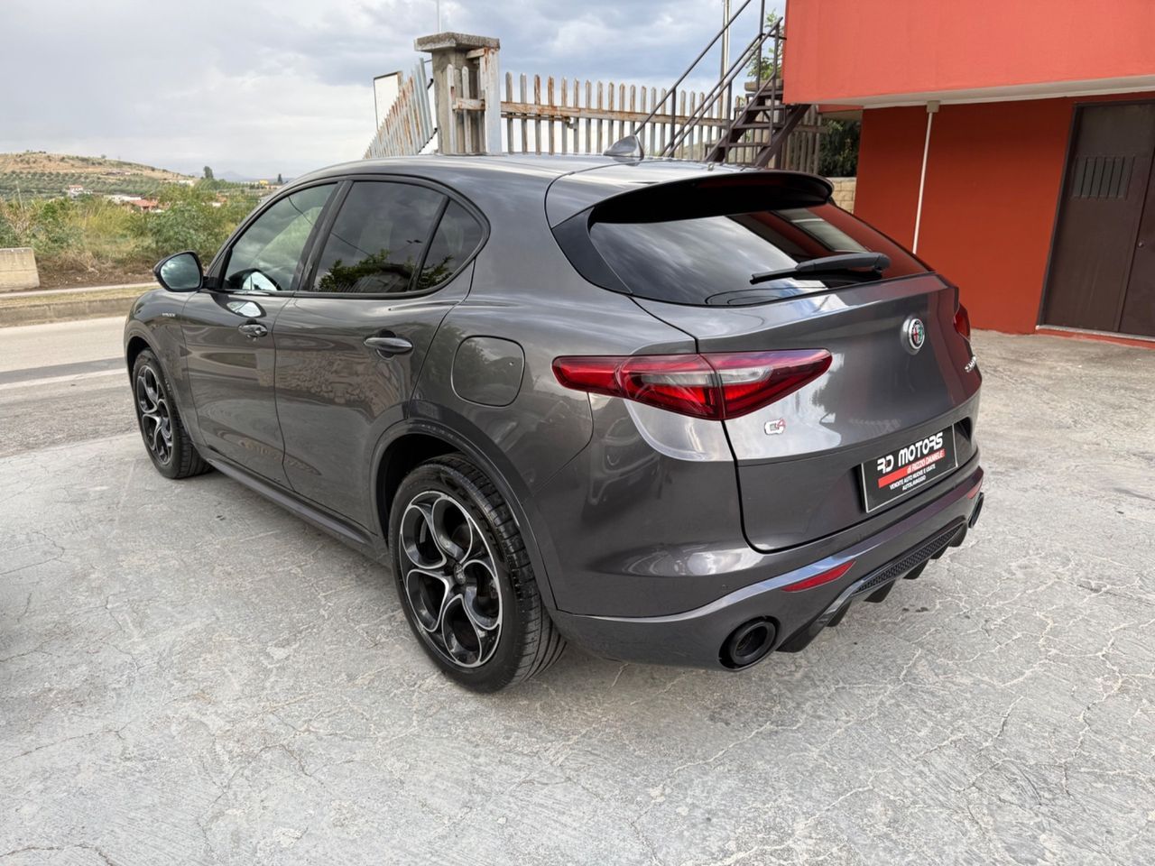Alfa Romeo Stelvio 2.2 Turbodiesel 210 CV AT8 Q4 imagem 3