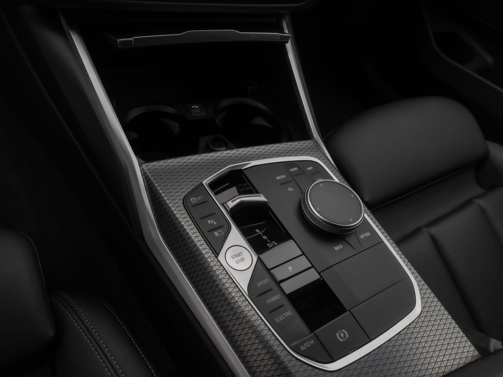 Fahrzeugabbildung BMW 330e xD M Sport Kamera DAB HUD Lenkradheizung