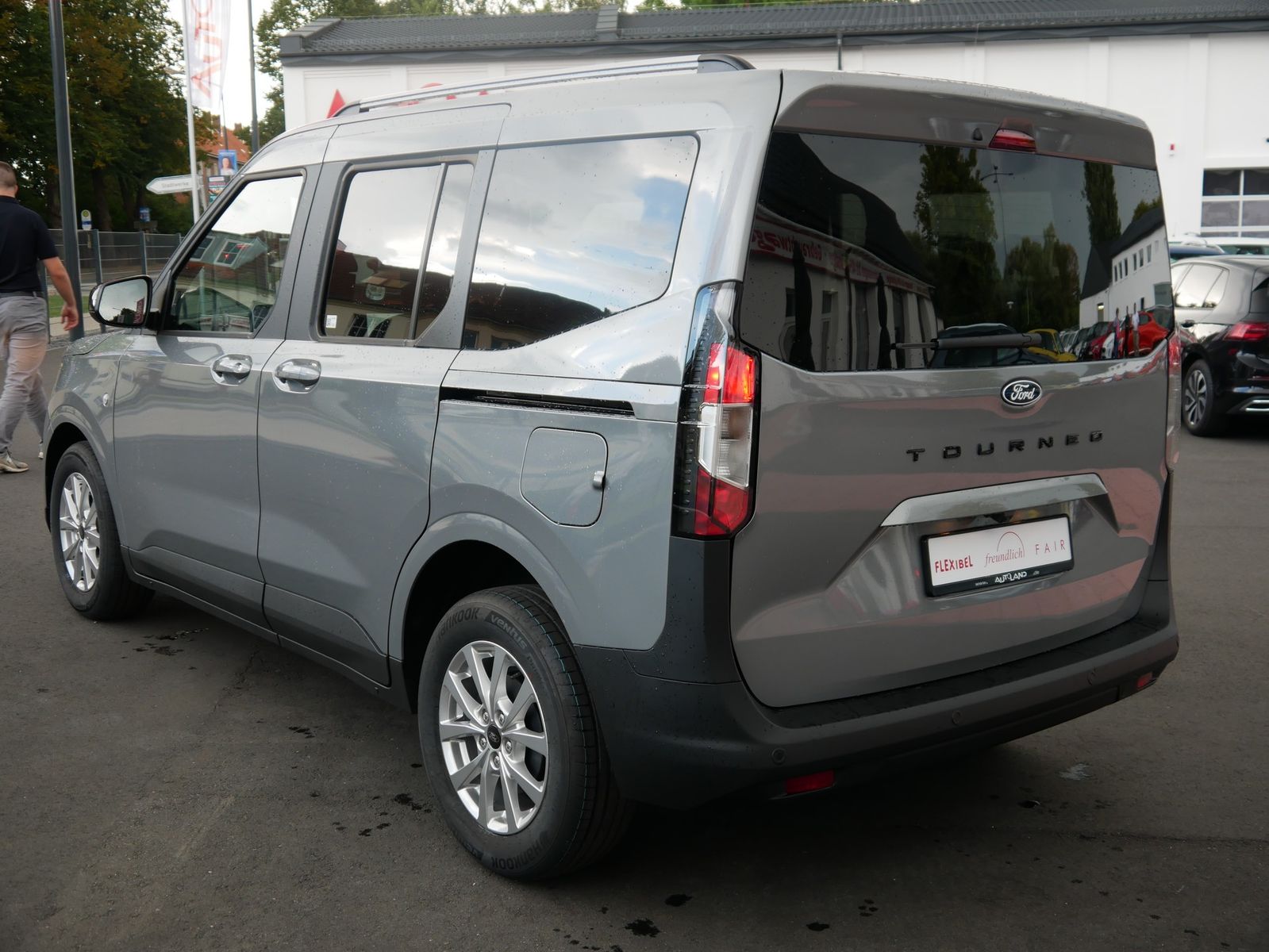 Ford Tourneo Courier Titanium 1.0 EB Aut. Kamera Temp imagem 3