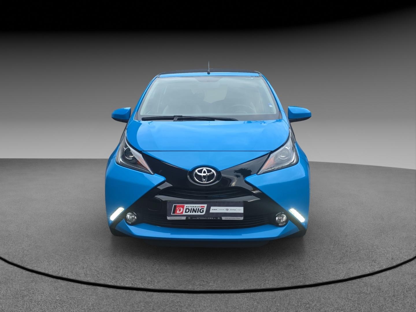 Toyota Aygo X-Wave Faltdach Rückfahrkam. Tel.-Vorb. Ber
