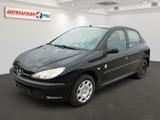 Peugeot 206 1.4 16V 5-trg.  Klimaanlage - gebrauchte Peugeot 206 aus dem Jahr 2009