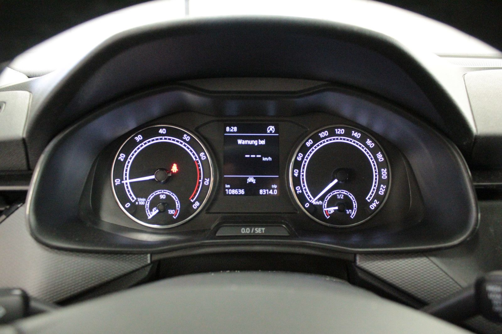 Fahrzeugabbildung SKODA Kamiq 1.0 TSI 85kW Ambition *Winterräder Alu*