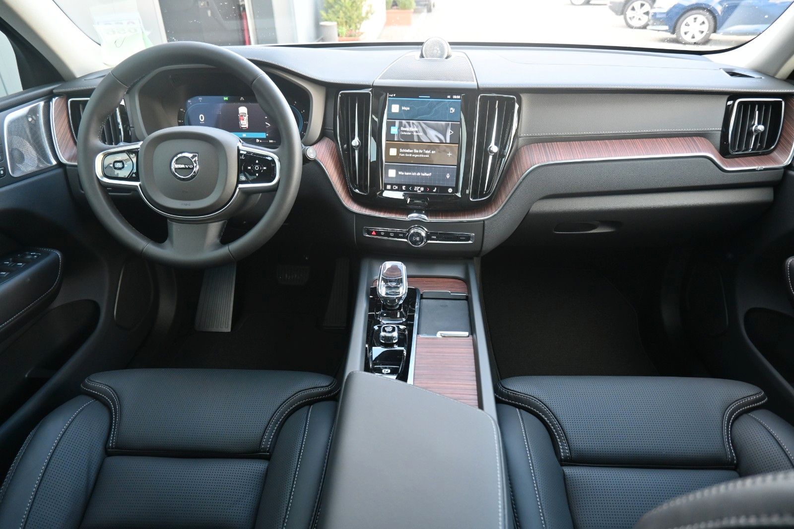 Fahrzeugabbildung Volvo XC60 B4 D AWD Ultimate B&W*STDHZG*LUFT*360°*ACC