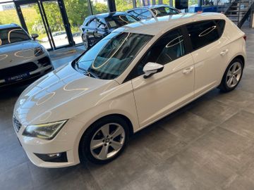Seat Leon FR *2.Hand*Scheckheft*LED*