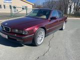 BMW 735i A  - BMW 735: 735i