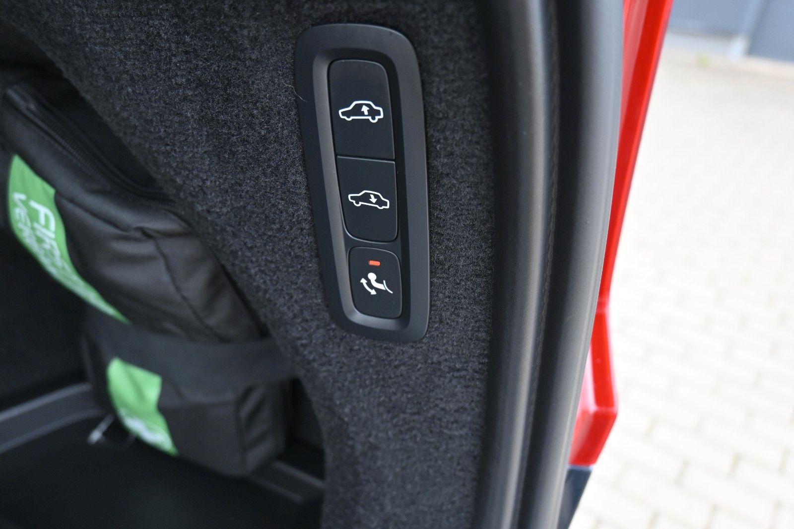 Fahrzeugabbildung Volvo XC90 T8 Ultimate Bright PHEV *AHK*MASS*B&W*LUFT*