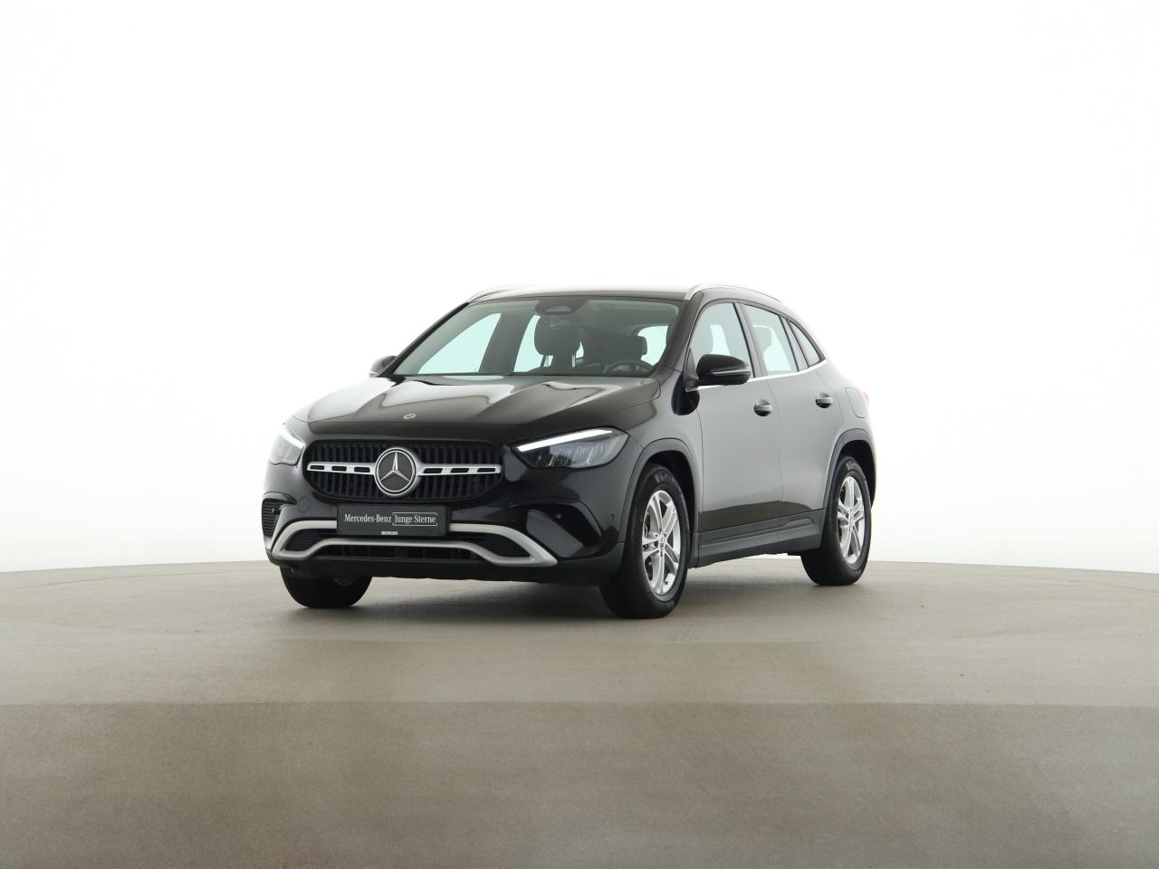 Mercedes-Benz GLA 180 MBUX Kamera LED Navi Park-Ass. Sitzhz