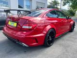 Mercedes-Benz C 63 AMG Coupe Black Series - Mercedes-Benz C 63 AMG: Coupé