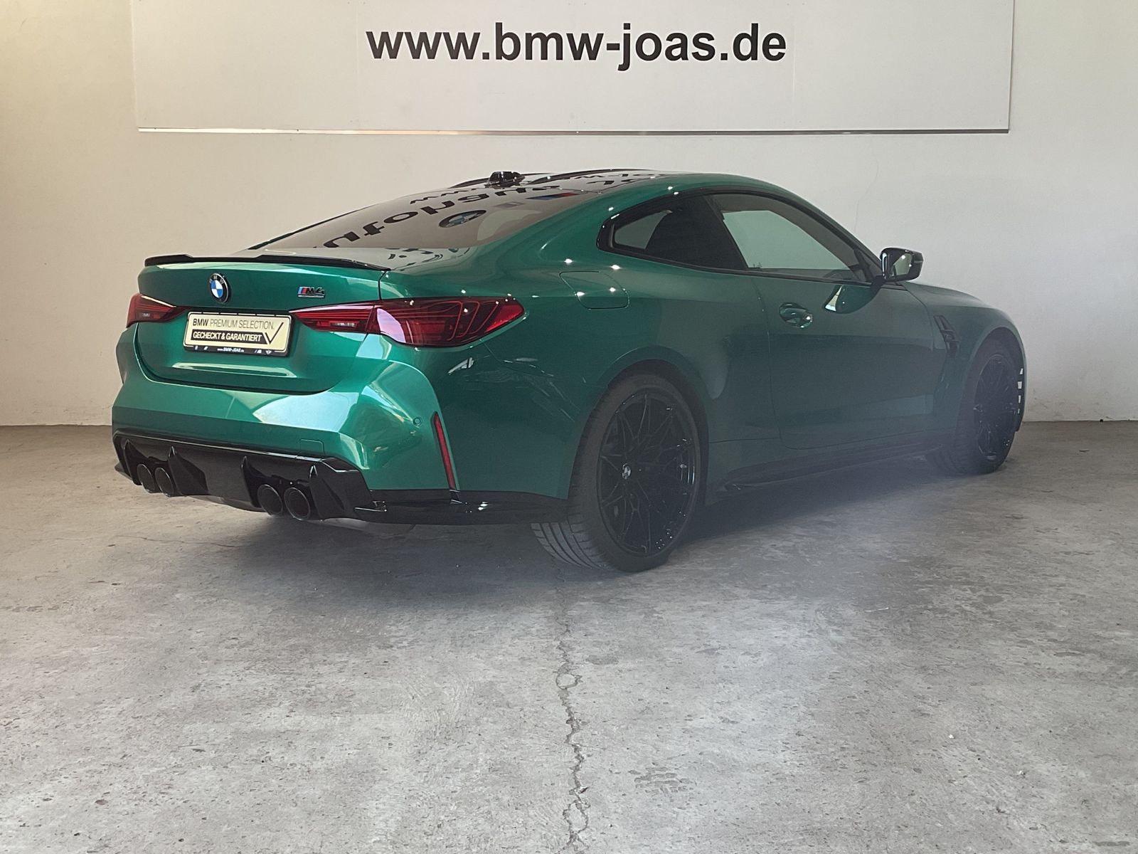 Fahrzeugabbildung BMW M4 Competition M xDrive Coupé M Sportsitze HK
