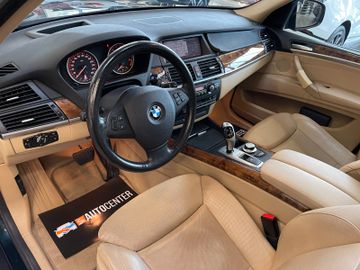 BMW X5 3.0d  *PANO*NAVI*PDC*HEAD-UP*SZHZ*