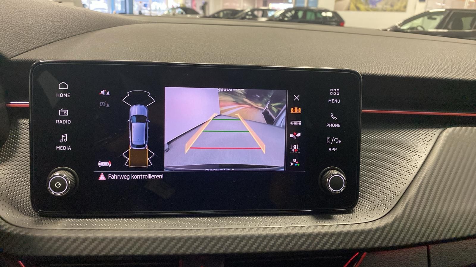 Fahrzeugabbildung SKODA Kamiq Monte Carlo 1.5TSI DSG+AHK+MATRIX+PANO+ACC