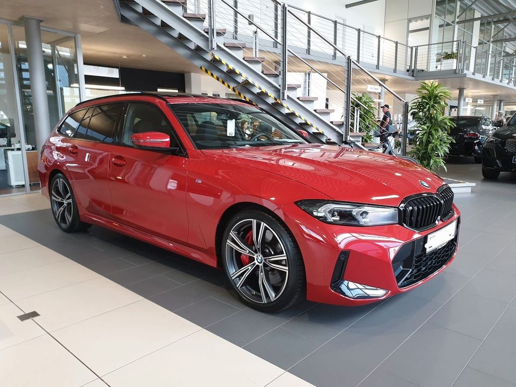 BMW 330
