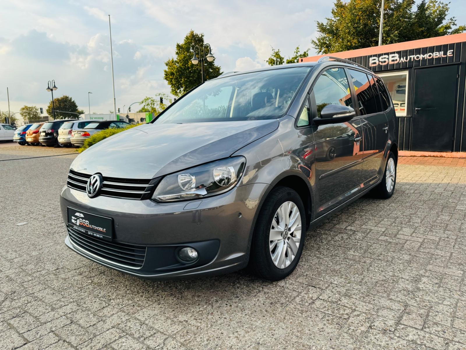 Volkswagen Touran Life*Voll Scheckheft*Tempo*Shz*Alu