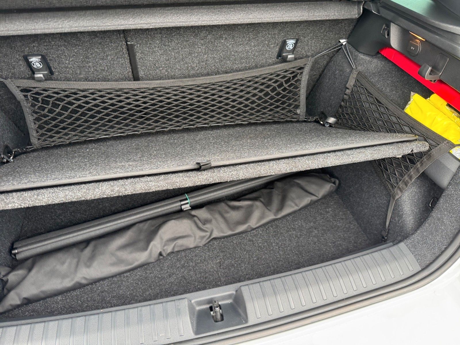Fahrzeugabbildung SKODA Kamiq Selection 1.0 TSI *ACC*PANO*KAMERA*AMUNDSE