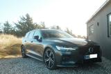 Volvo V60 T6 AWD Geartronic R Design Polestar Opt. - Volvo V60 Kombi Awd mit Benzin-Antrieb