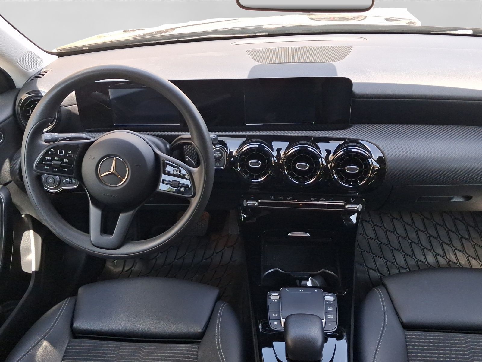Mercedes-Benz A 180 d LM18 KAMERA foto 5