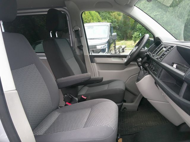 Volkswagen T6 Transporter Kombi