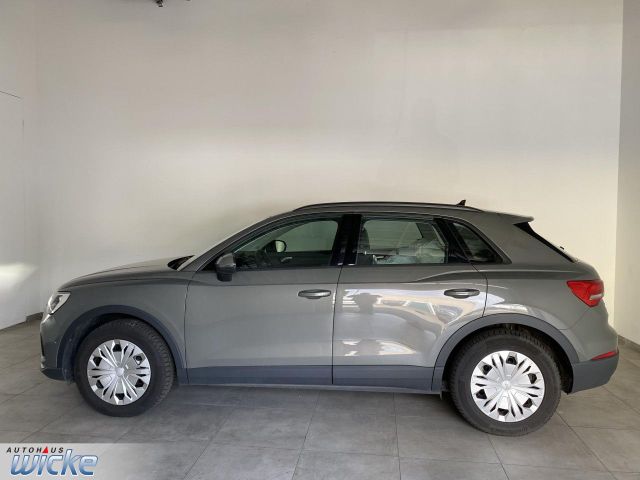Q3 35 TDI quattro basis NAVI KLIMA AHK PANO
