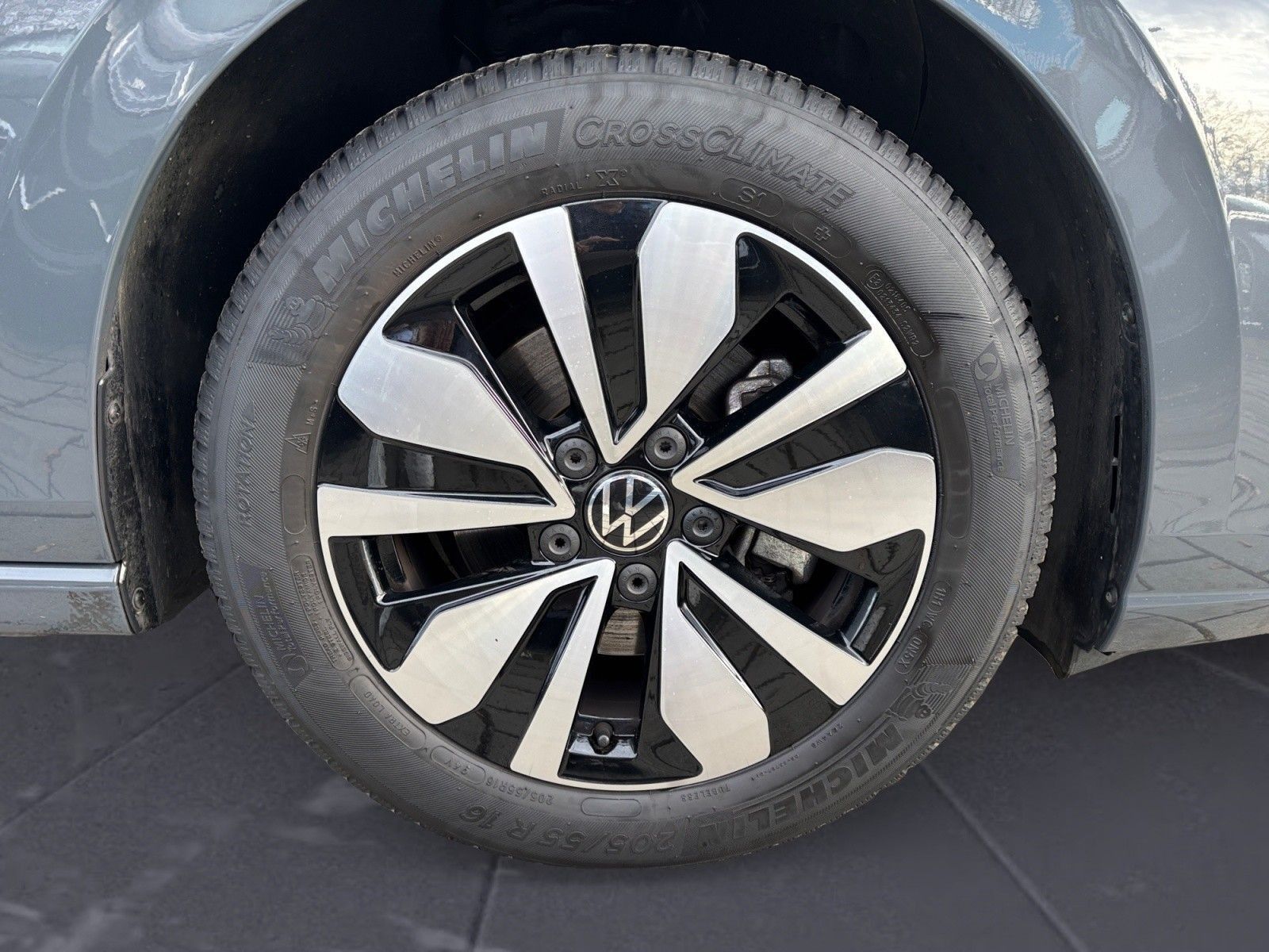 Volkswagen Golf - Bild 9