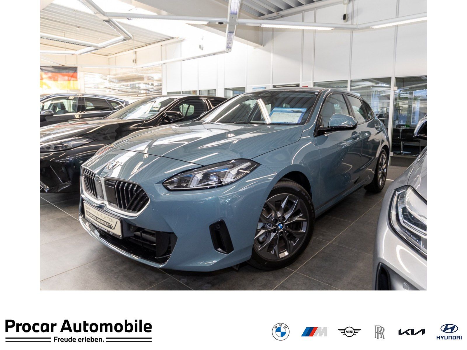 BMW 120 AHK RFK NAVI LED PDC V+H DAB Parkass. Klima