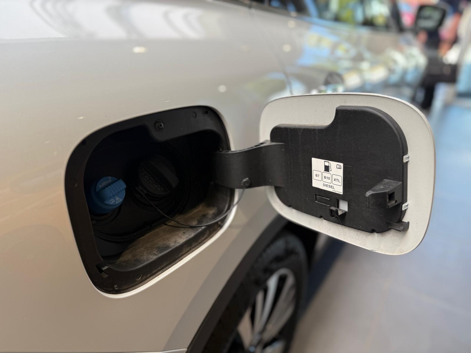 Renault Koleos INITIALE PARIS dCi 185 4WD X-tronic, миниатюра 9