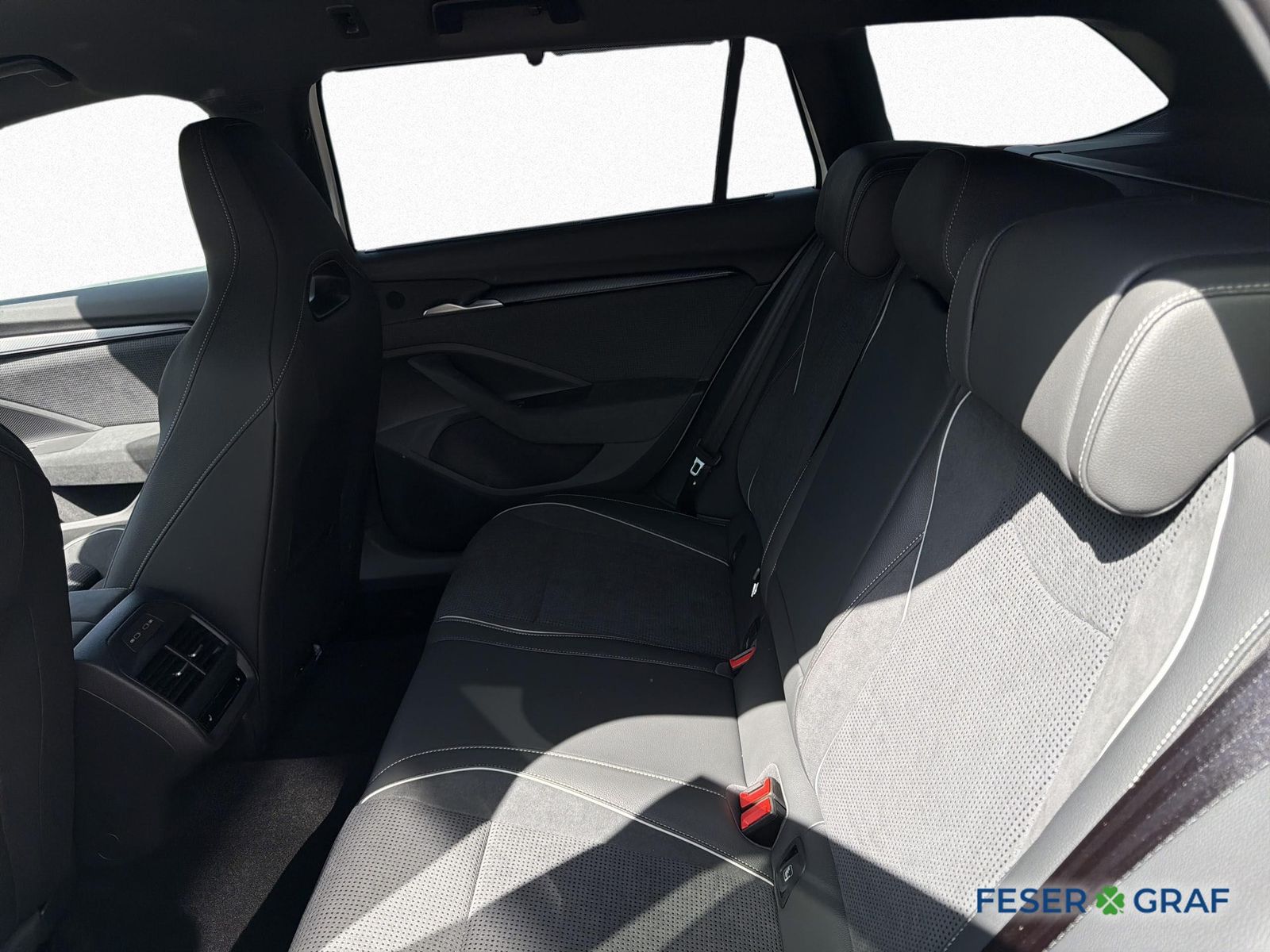 Skoda Superb - Bild 10