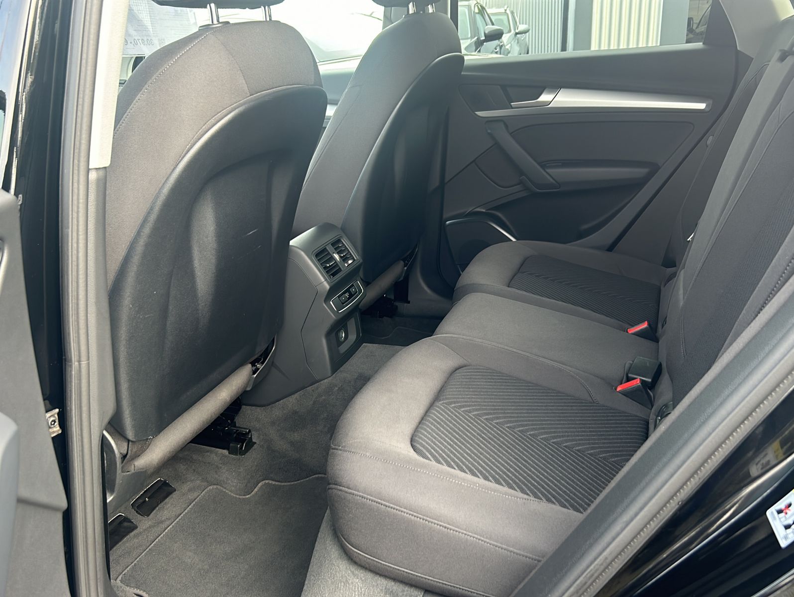 Fahrzeugabbildung Audi Q5 40 TDI quattro