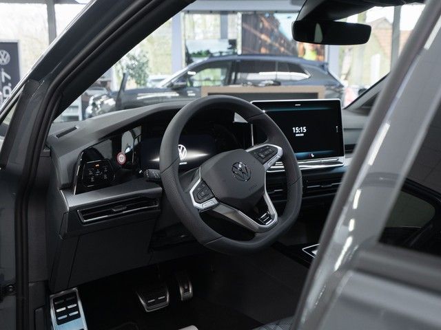 Golf VIII Variant R-Line eTSI DSG Black-Style Pa