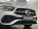 Mercedes-Benz GLA 180 AMG Sportpaket Widescreen Kamera - silberne Mercedes-Benz GLA 180
