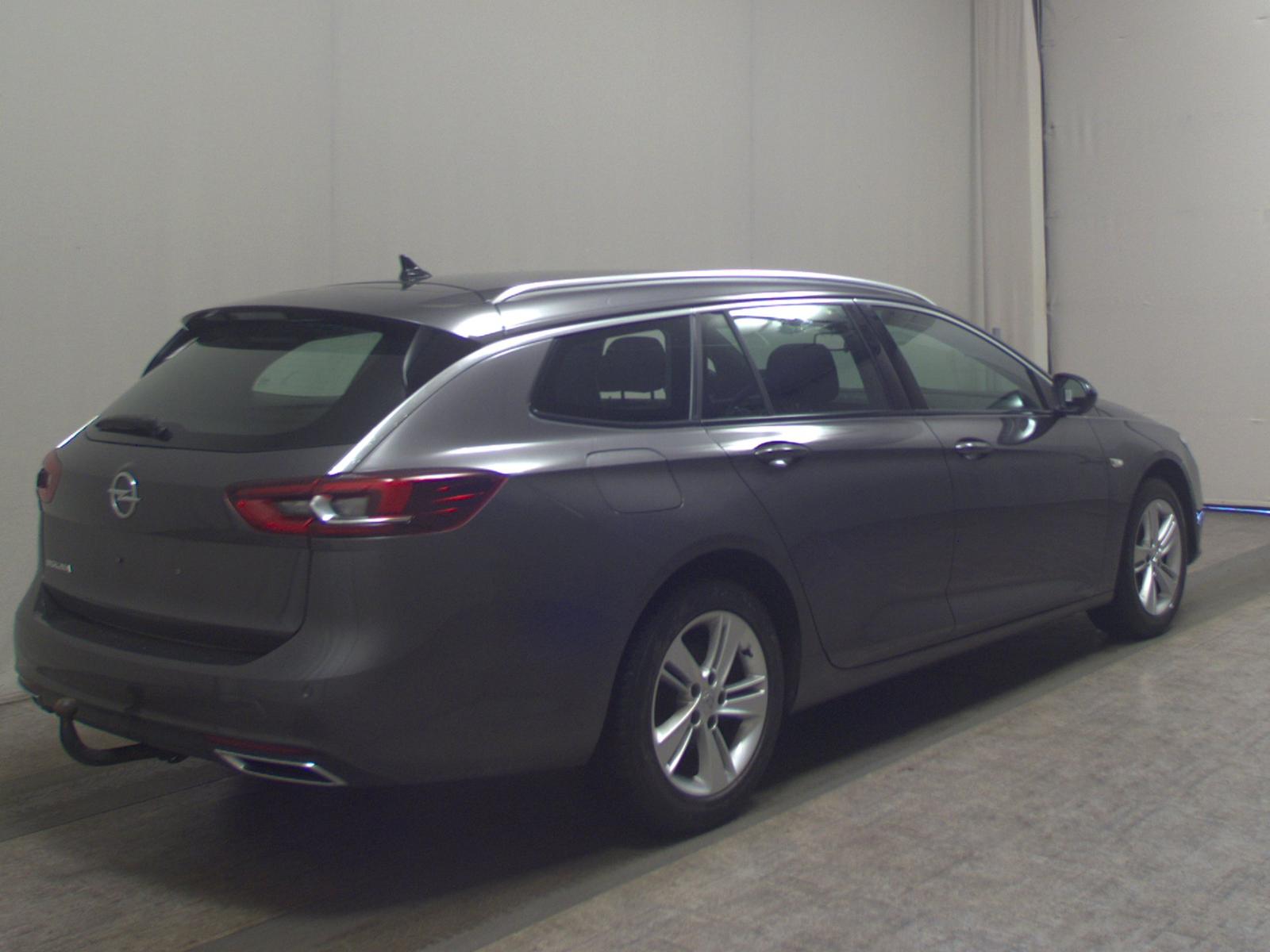 Opel Insignia ST 2.0 D Elegance Navi LED DAB AHK