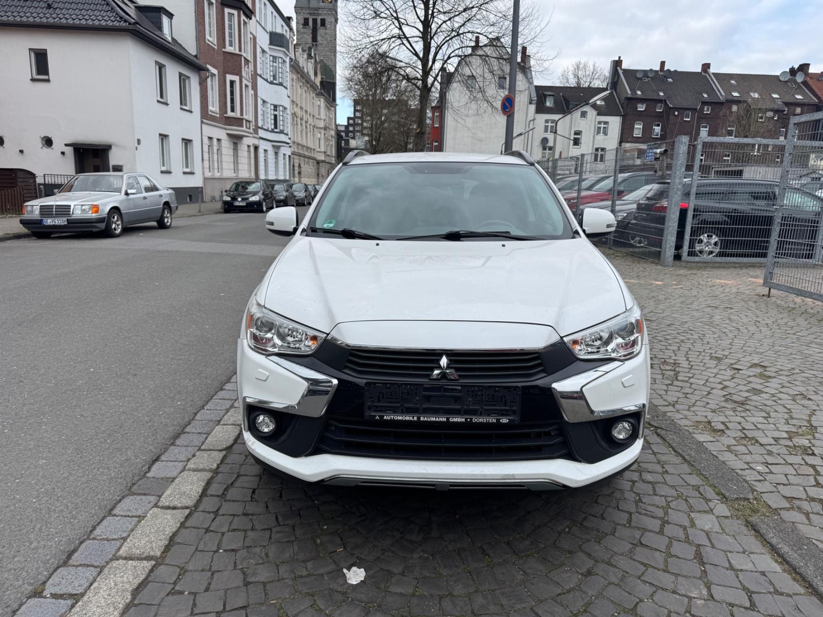 Mitsubishi ASX 4WD/Automatik/Klimaautomatik