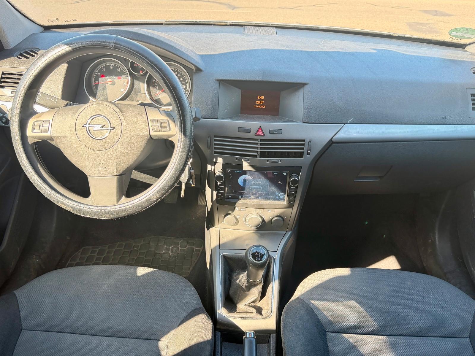 Opel Astra 2006 — photo 5