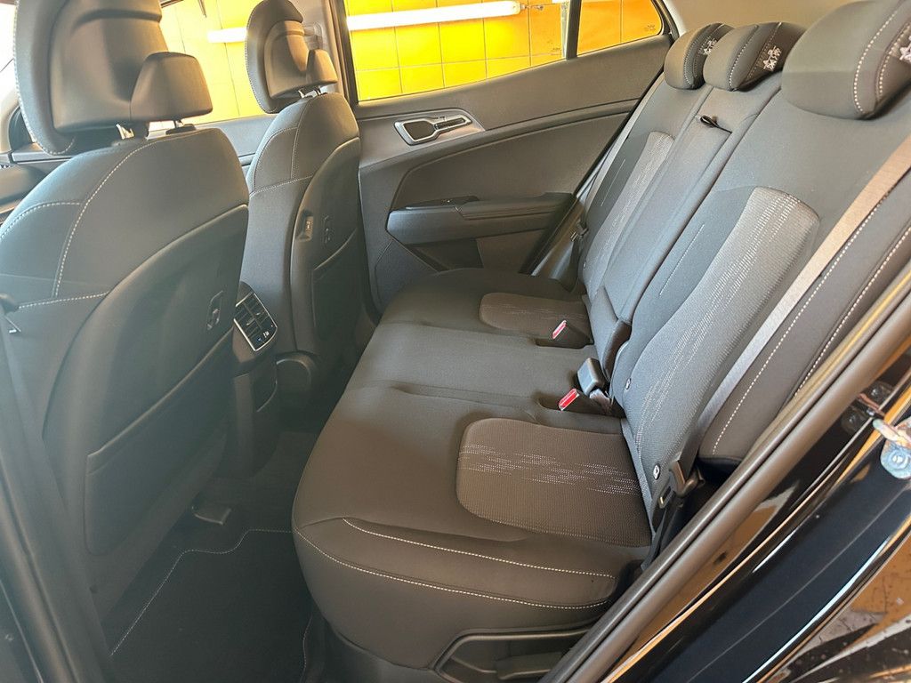 Fahrzeugabbildung Kia SPORTAGE 1.6T HEV 2WD VIS