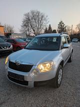 Skoda Yeti *TÜV NEU*12-M-GARANTIE*WINTERREIFEN* - Skoda Yeti Gebrauchtwagen in Berlin