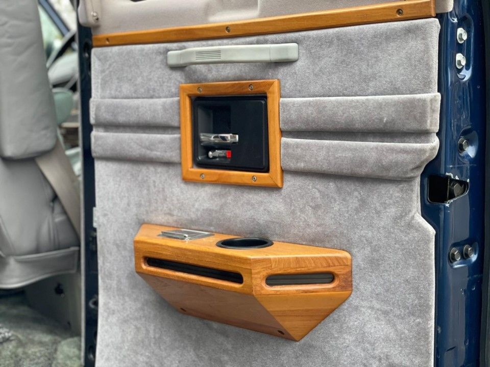 Fahrzeugabbildung Chevrolet Chevy Van G20 Starcraft GT Serie 45 TKM