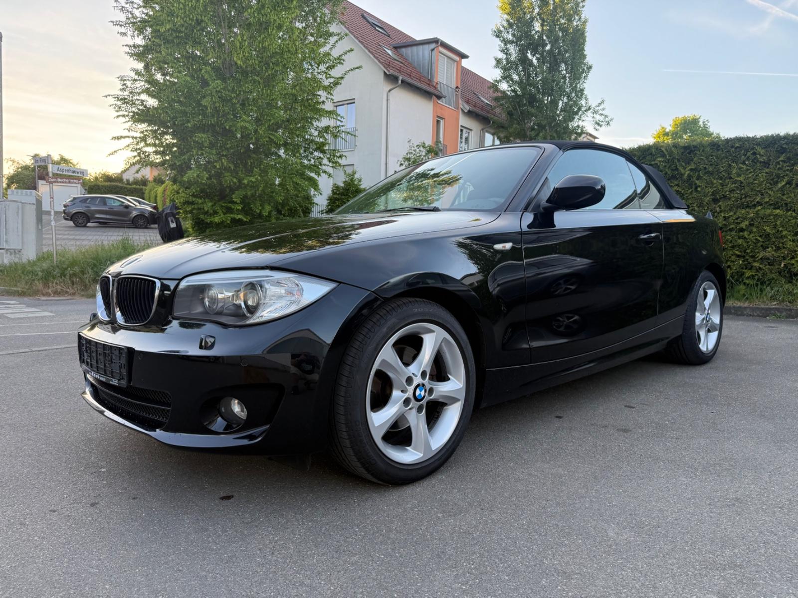 BMW 120 1 Cabrio 120d Leder Xenon 8fach bereift Alu.