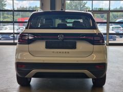 Fahrzeugabbildung Volkswagen T-CROSS STYLE 1.5TSI NAVI LED SITZHZ CAMERA ACC