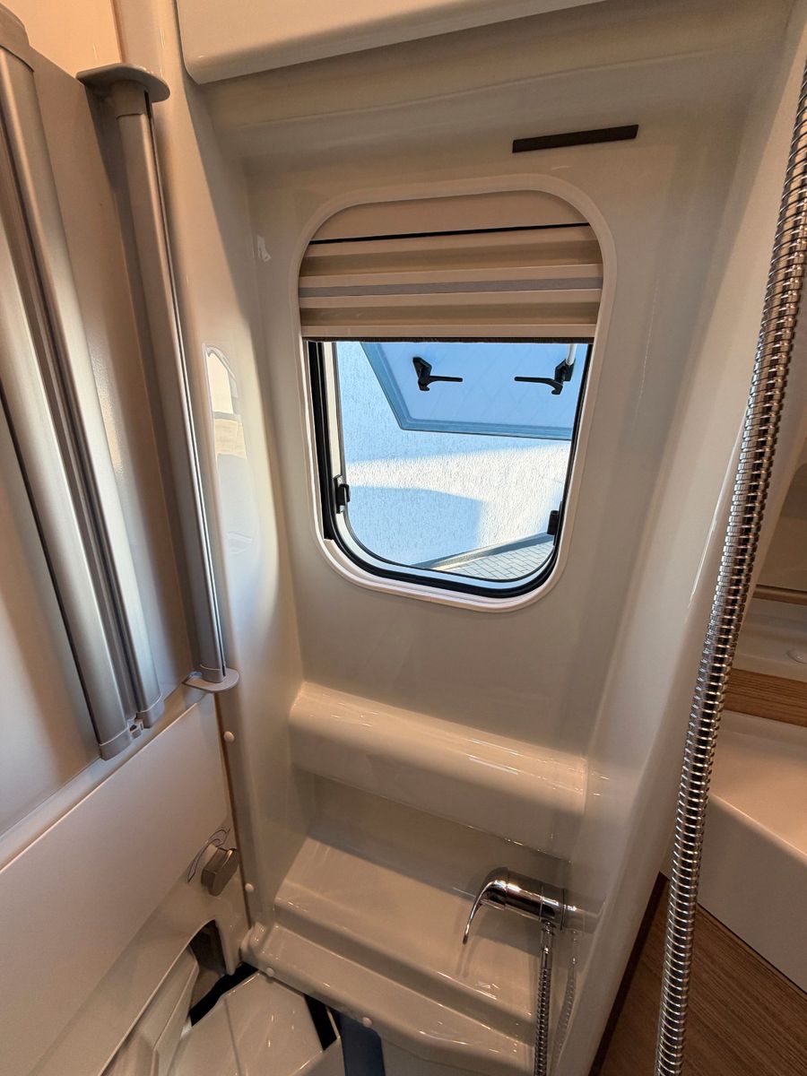 Fahrzeugabbildung Malibu Van Diversity GT skyview 640 LE K Lucca MJ26