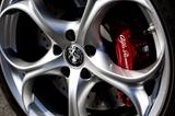 Alfa Romeo Giulia Quadrifoglio 2.9 V6 Bi-Turbo 375 kW A... - Alfa Romeo Giulia mit Benzin-Antrieb: Rot