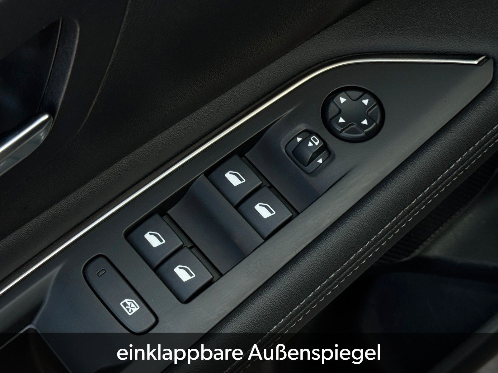 Fahrzeugabbildung Peugeot 3008 PureTech 180 Allure Tempomat PDC CarPlay