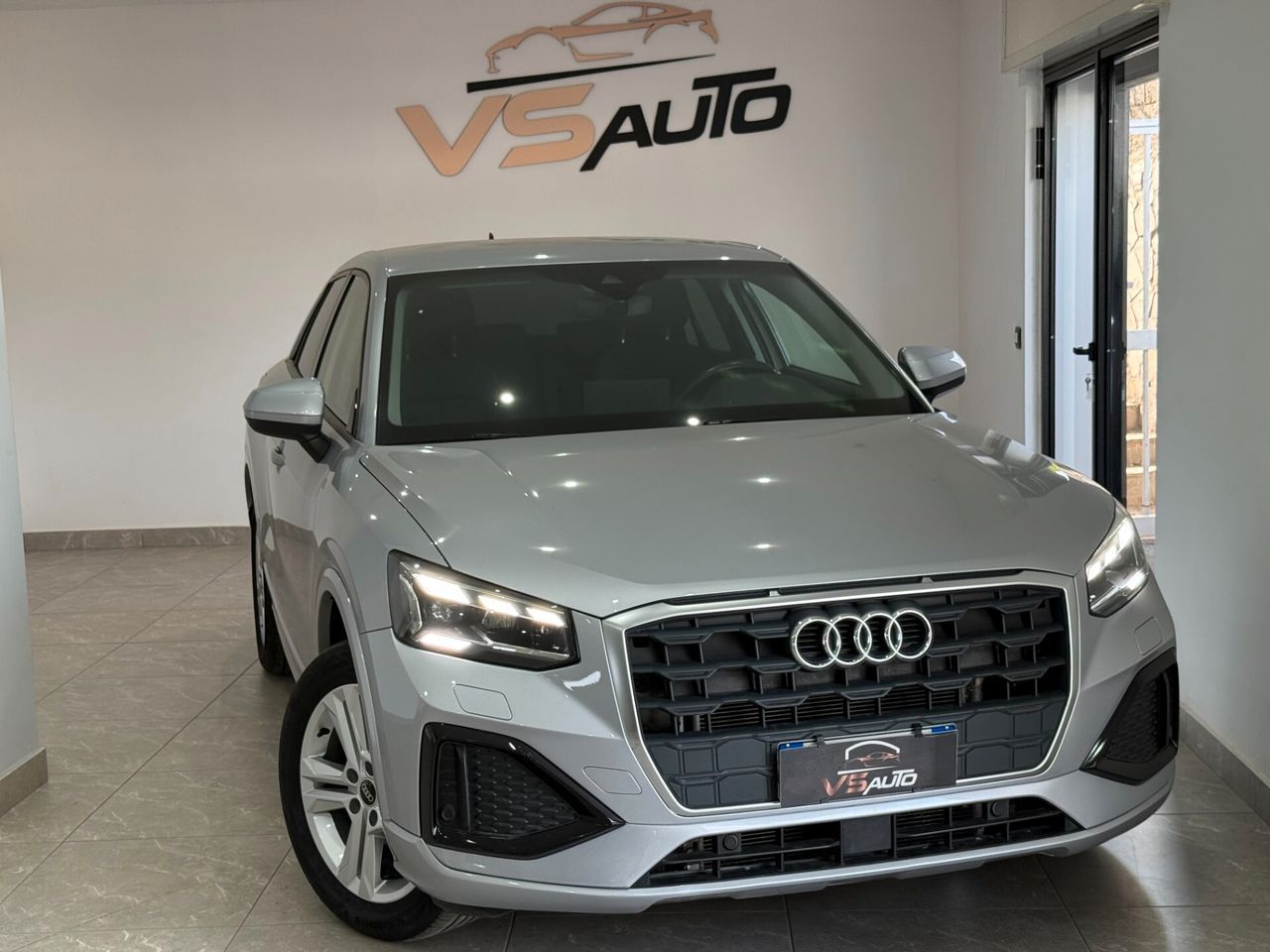 Audi Q2 30 TDI S tronic Identity Black
