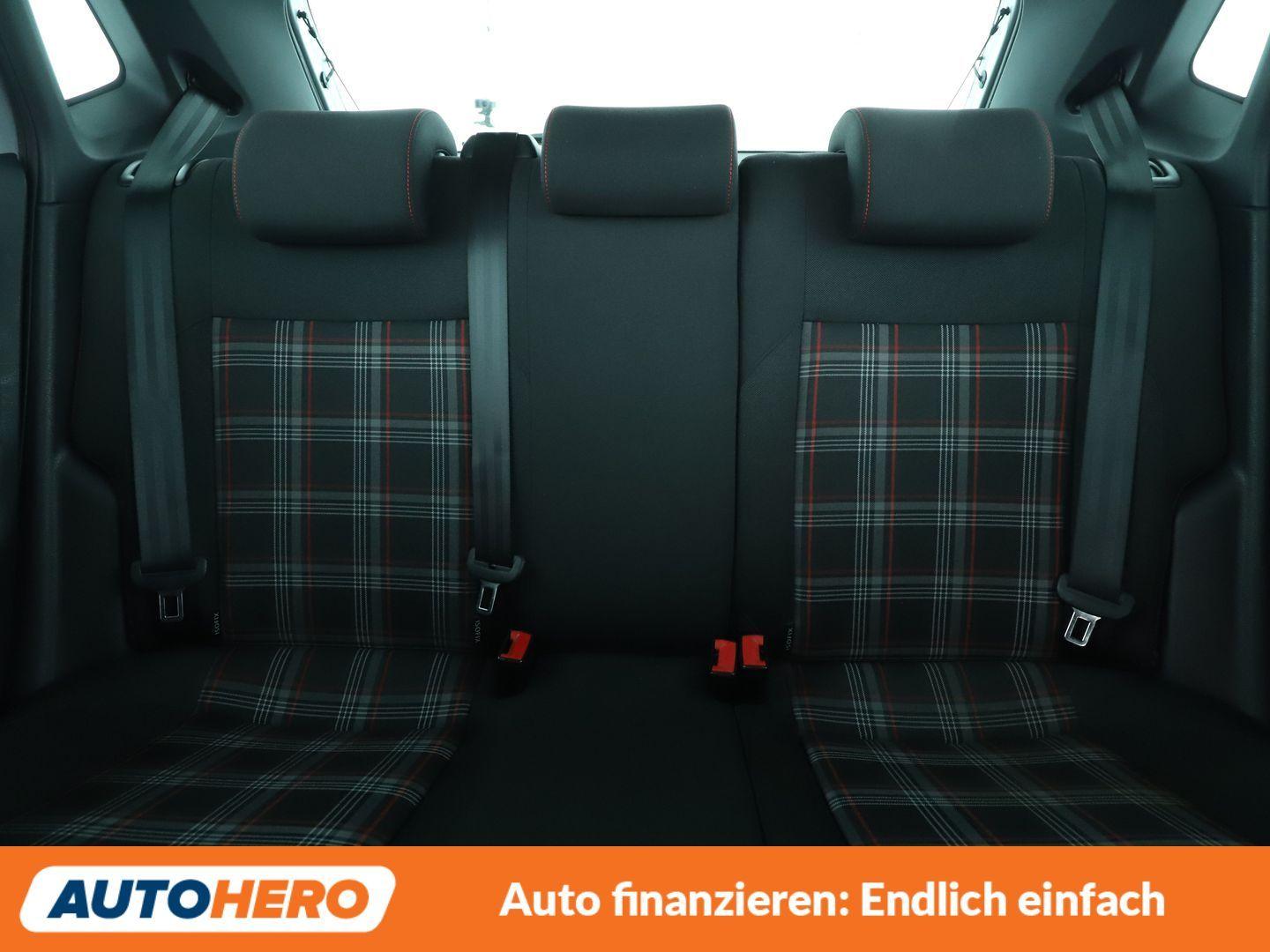 Volkswagen Polo 1.8 TSI GTI BMT Aut.*NAVI*LED*CAM*PDC*SHZ*