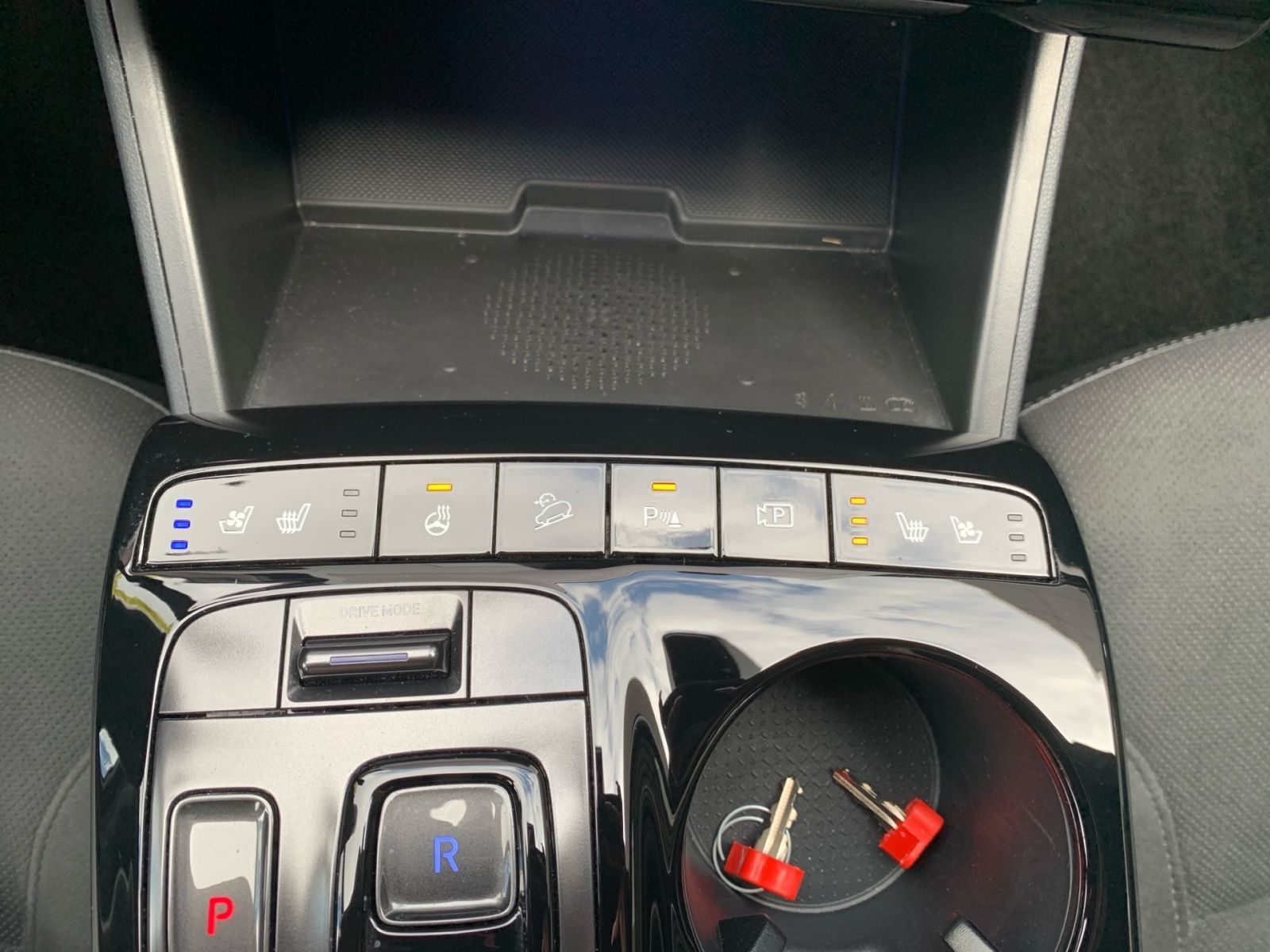 Fahrzeugabbildung Hyundai TUCSON 1.6 T-GDI N Line Hybrid ECS Sitz Assi