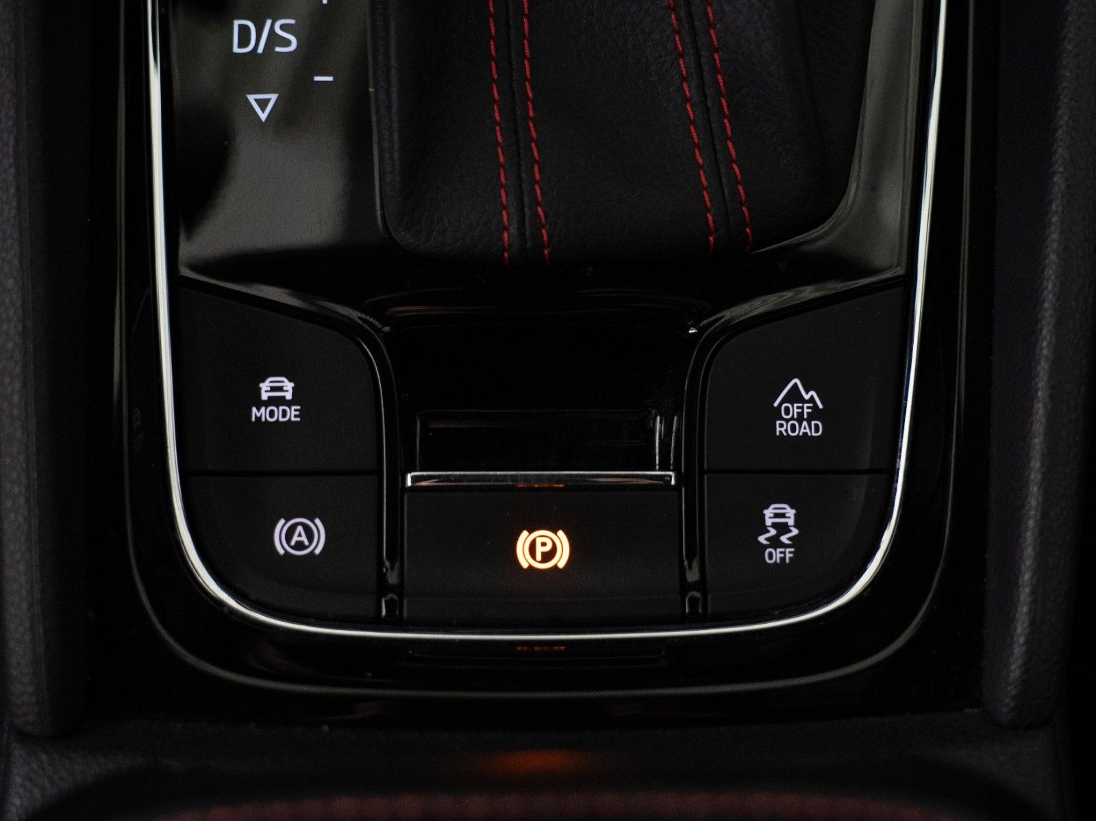 Fahrzeugabbildung SKODA Kodiaq RS 4x4 AUTOM./AHK/STANDHZG./SITZHZG./DAB